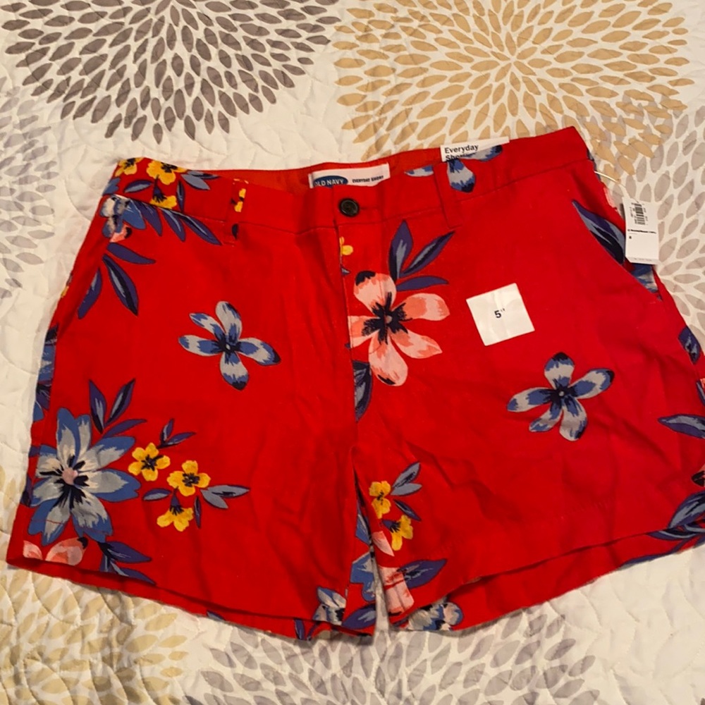 Old Navy Red floral linen/rayon 5 inch shorts